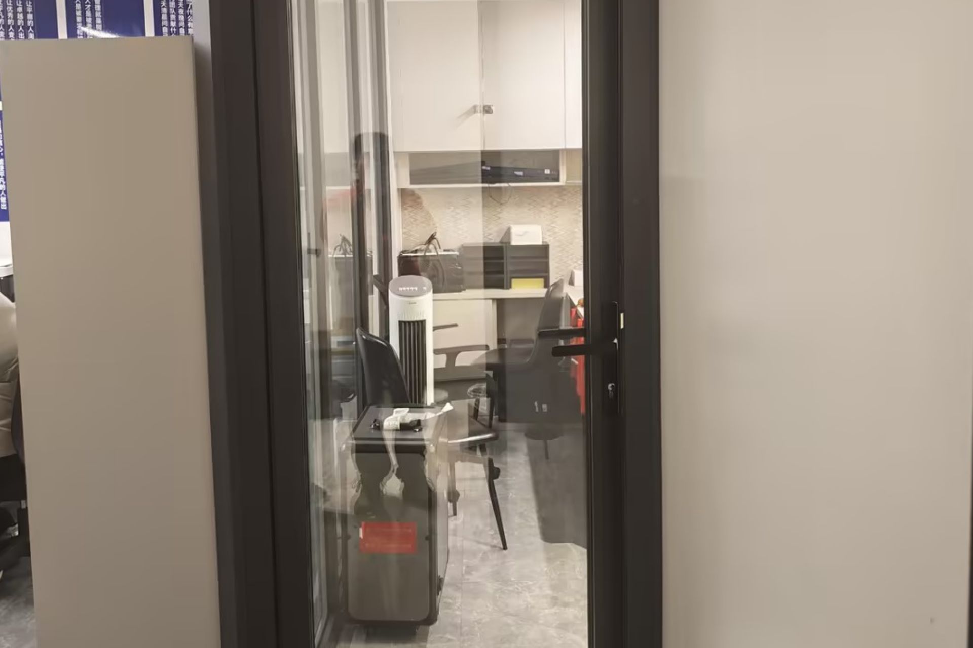 Manual open office door